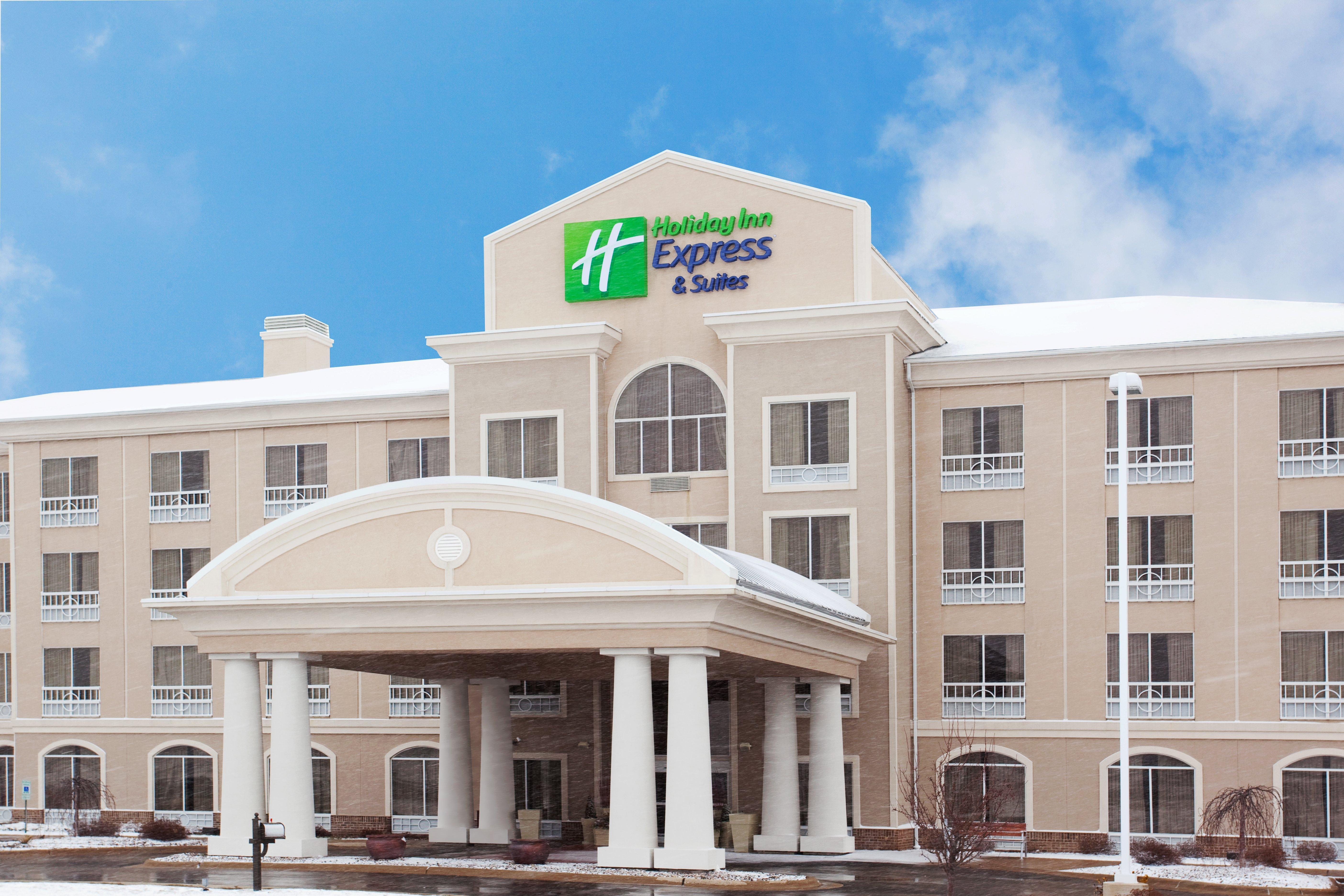 Holiday Inn Express Rockford-Loves Park By Ihg מראה חיצוני תמונה