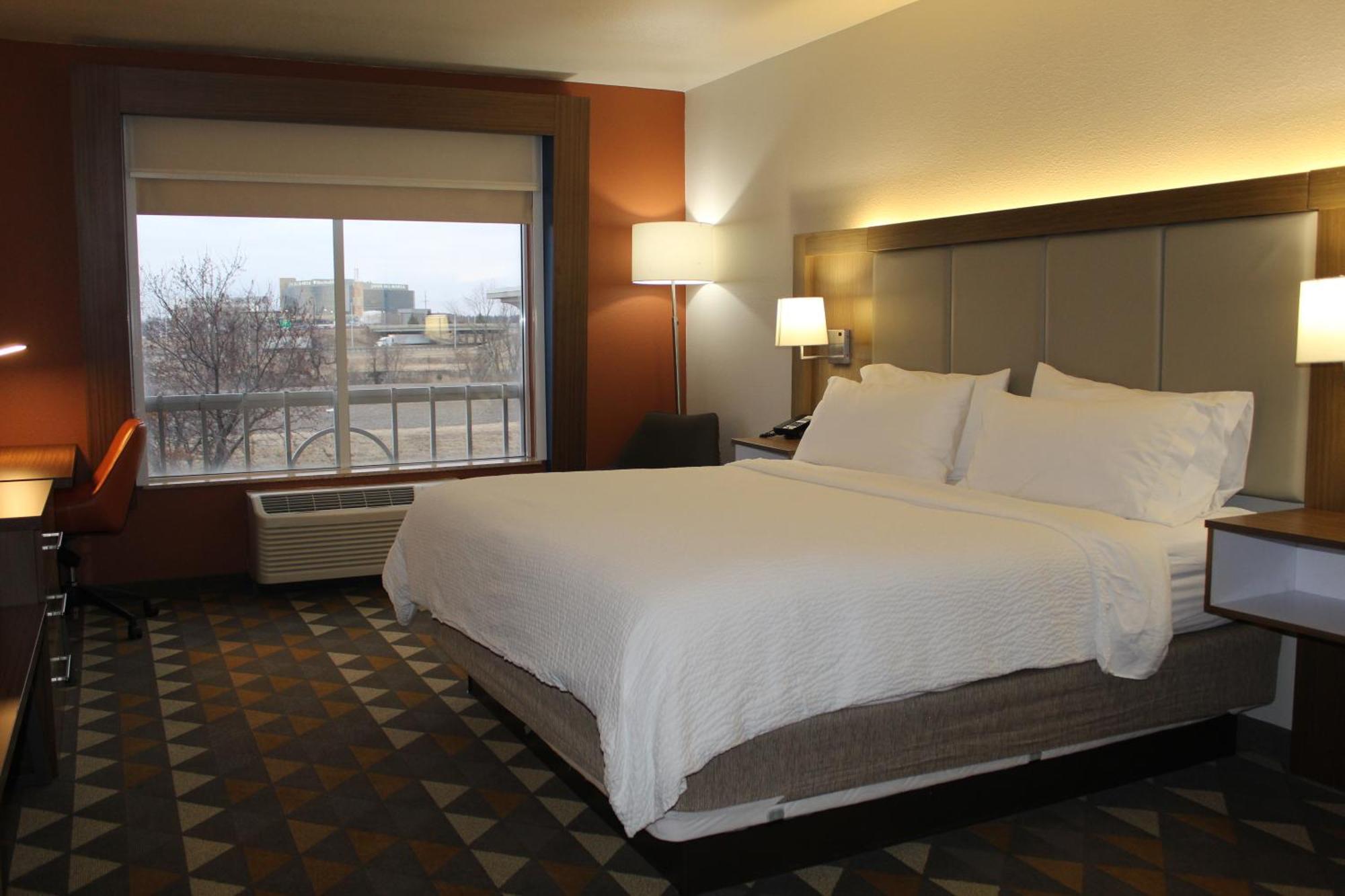 Holiday Inn Express Rockford-Loves Park By Ihg מראה חיצוני תמונה