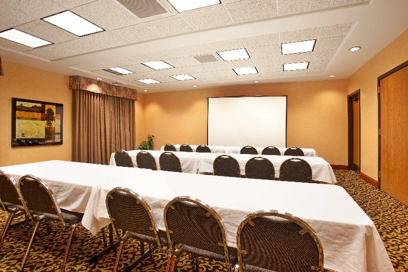 Holiday Inn Express Rockford-Loves Park By Ihg מראה חיצוני תמונה