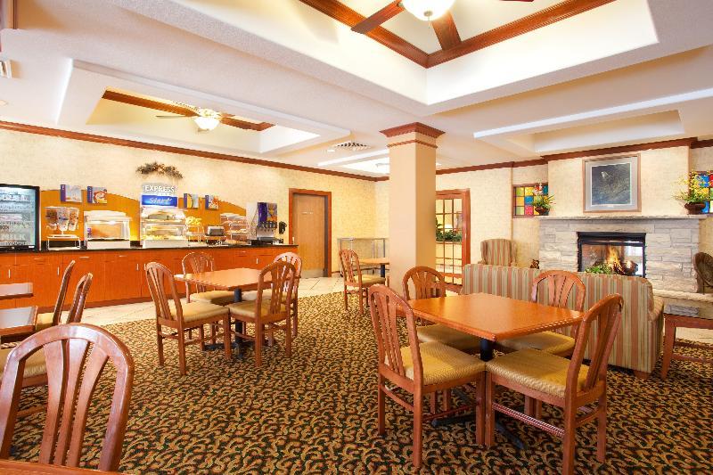Holiday Inn Express Rockford-Loves Park By Ihg מראה חיצוני תמונה