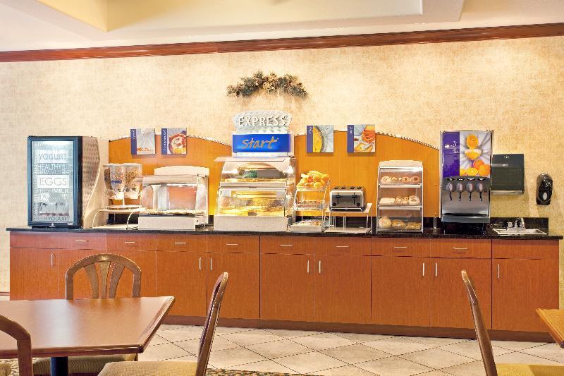 Holiday Inn Express Rockford-Loves Park By Ihg מראה חיצוני תמונה